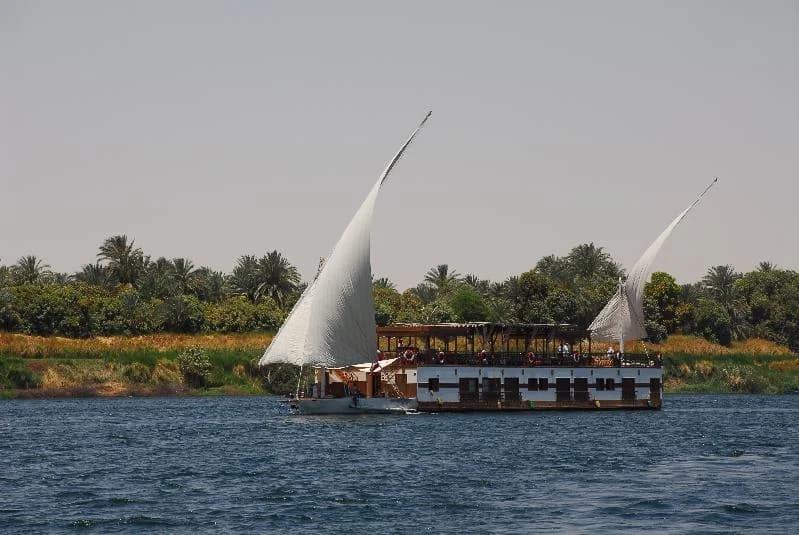 Amoura Dahabiya Nile Cruise